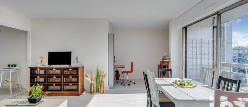 Appartement 4 pièces de 88 m² à Paris (75019)