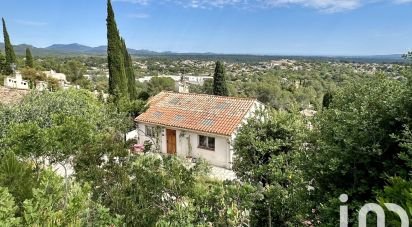 Traditional house 5 rooms of 110 m² in Roquebrune-sur-Argens (83520)