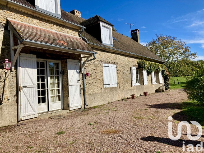 Maison de campagne 6 pièces de 218 m² à Croisy (18350)