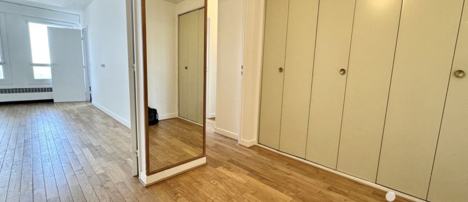 Appartement 3 pièces de 66 m² à Paris (75013)