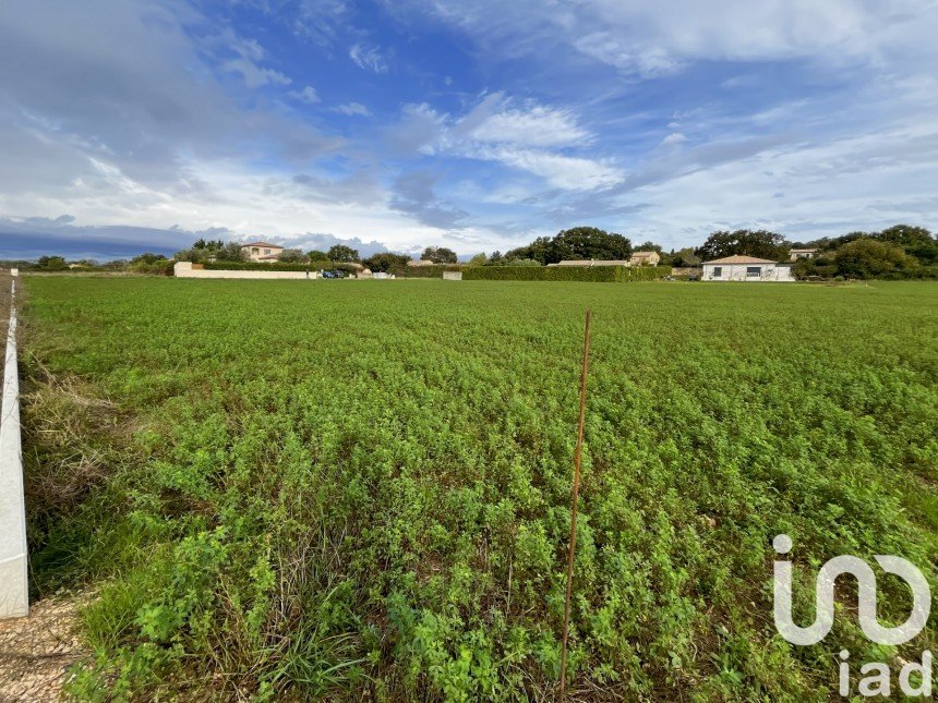 Terrain de 889 m² à Uzès (30700)