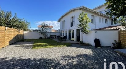 Maison 5 pièces de 105 m² à Saint-Vincent-de-Tyrosse (40230)