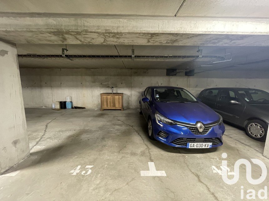 Parking/garage/box de 15 m² à Rezé (44400)