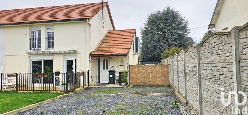 Maison 4 pièces de 110 m² à Breteuil (60120)