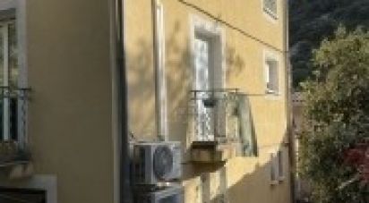 Maison de ville 4 pièces de 90 m² à Clermont-l'Hérault (34800)