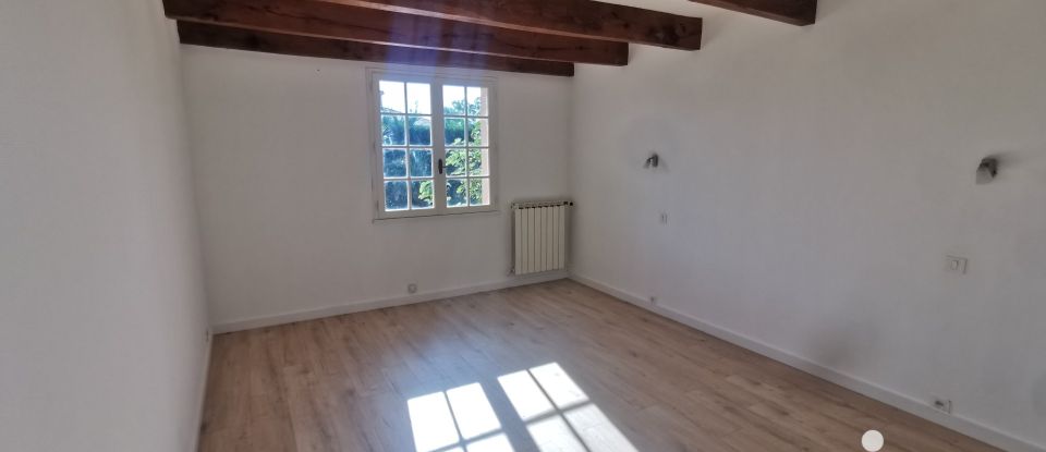 Maison traditionnelle 6 pièces de 196 m² à Gaillac (81600)