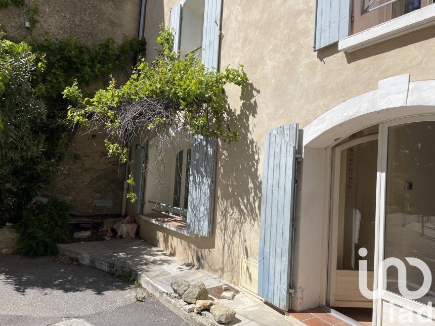 Town house 5 rooms of 131 m² in Cucuron (84160)