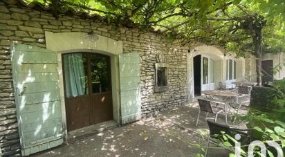 Traditional house 4 rooms of 106 m² in Saint-Rémy-de-Provence (13210)