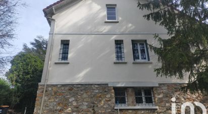 Traditional house 7 rooms of 157 m² in Sarcelles (95200)