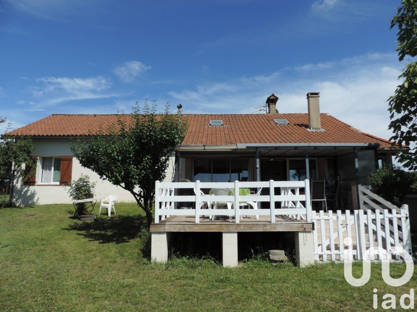 Country house 10 rooms of 203 m² in Trespoux-Rassiels (46090)