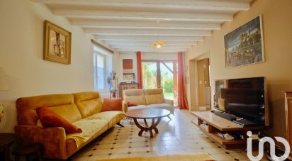 House 7 rooms of 170 m² in Villefranche-sur-Saône (69400)