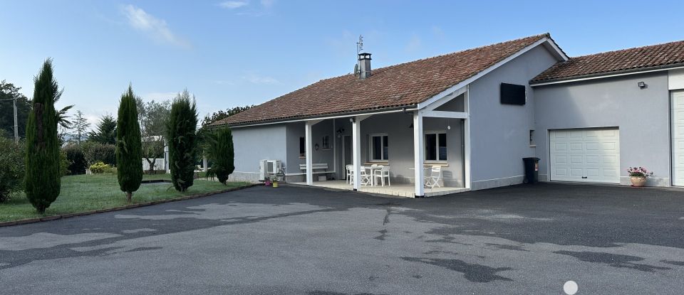 Maison traditionnelle 5 pièces de 165 m² à Villeneuve-sur-Lot (47300)