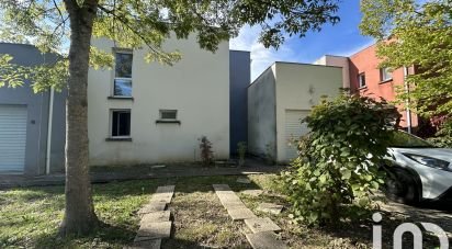 Maison traditionnelle 4 pièces de 86 m² à Ambarès-et-Lagrave (33440)