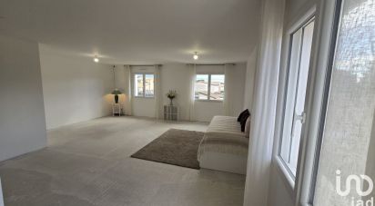 House 8 rooms of 160 m² in Marseille (13015)