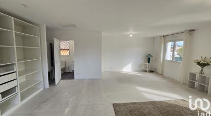 House 8 rooms of 160 m² in Marseille (13015)