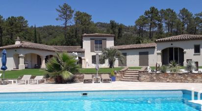 House 8 rooms of 187 m² in Le Muy (83490)