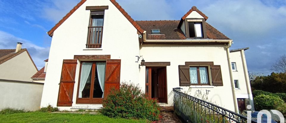 House 4 rooms of 105 m² in Ollainville (91340)