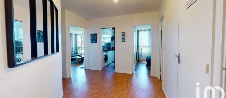 Appartement 3 pièces de 72 m² à Élancourt (78990)