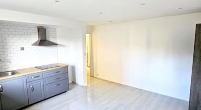 Appartement 2 pièces de 38 m² à Saint-Raphaël (83700)