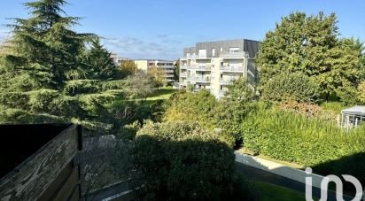 Apartment 3 rooms of 70 m² in Saint-Michel-sur-Orge (91240)