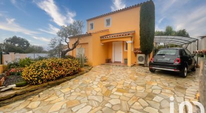 Traditional house 4 rooms of 111 m² in Hyères (83400)