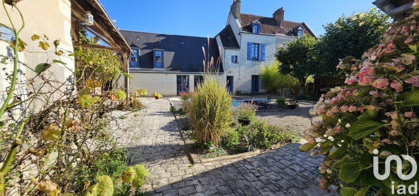 House 7 rooms of 182 m² in Saint-Avertin (37550)