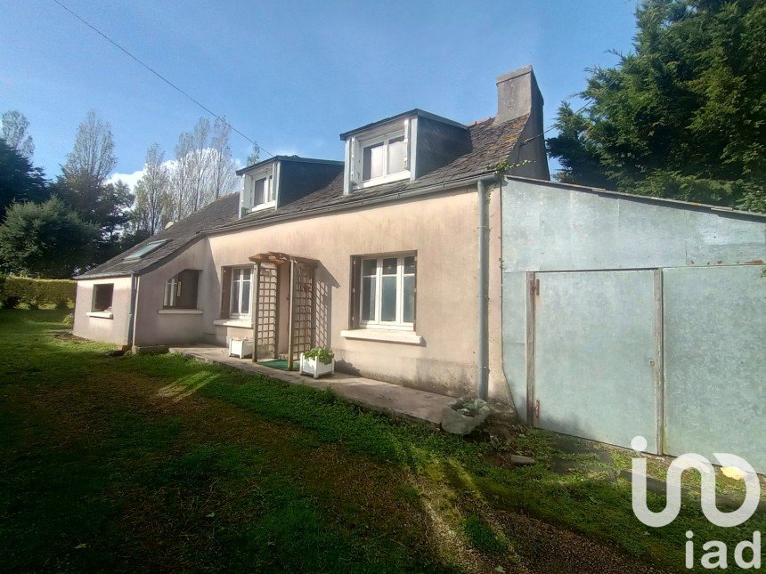 Maison traditionnelle 4 pièces de 80 m² à SAINT-THÉGONNEC (29410)