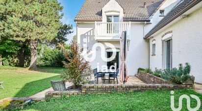 House 8 rooms of 230 m² in Villennes-sur-Seine (78670)