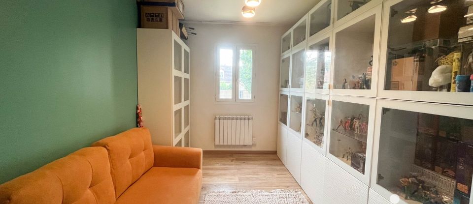 Maison 4 pièces de 86 m² à Mézières-sur-Seine (78970)