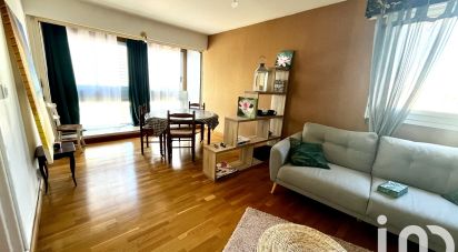 Appartement 4 pièces de 89 m² à Poitiers (86000)