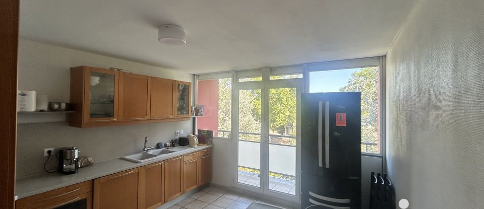 Appartement 4 pièces de 118 m² à Saint-Étienne (42000)