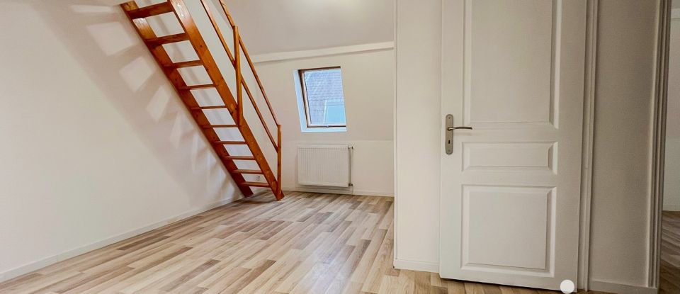 Town house 4 rooms of 75 m² in Lille (59000)