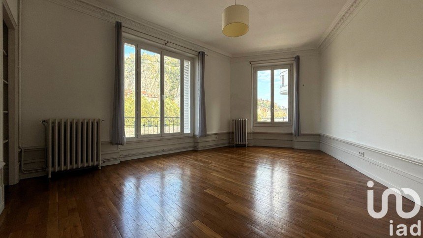 Appartement 3 pièces de 84 m² à Grenoble (38000)