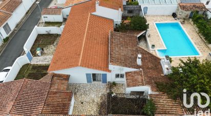 House 9 rooms of 174 m² in La Flotte (17630)