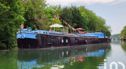 Péniche 6 pièces de 140 m² à Saint-Maur-des-Fossés (94100)