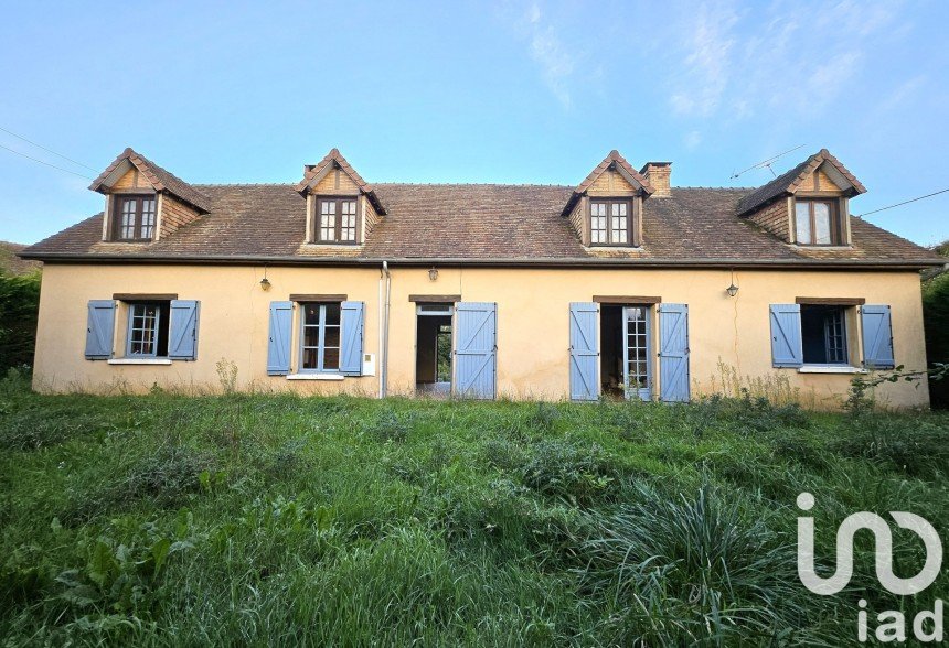 Maison de campagne 6 pièces de 143 m² à Courcemont (72110)