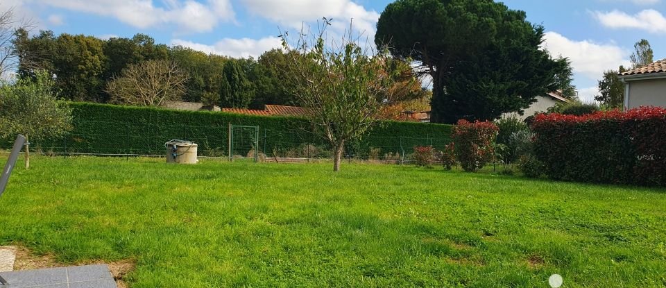 Maison traditionnelle 4 pièces de 94 m² à La Ville-Dieu-du-Temple (82290)