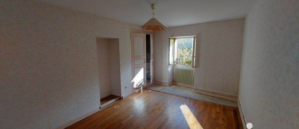 House 5 rooms of 139 m² in Sarrogna (39270)