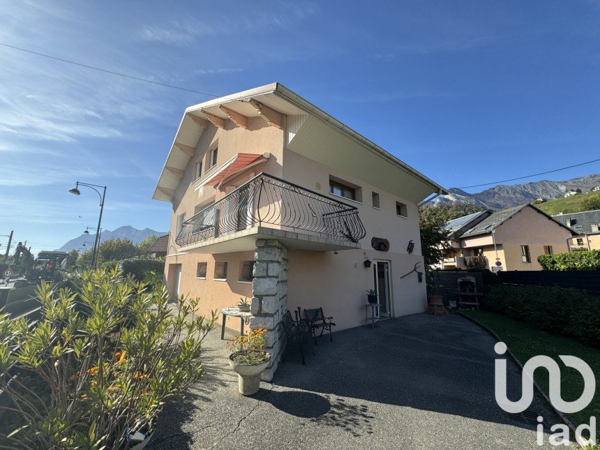 Maison 7 pièces de 120 m² à Albertville (73200)