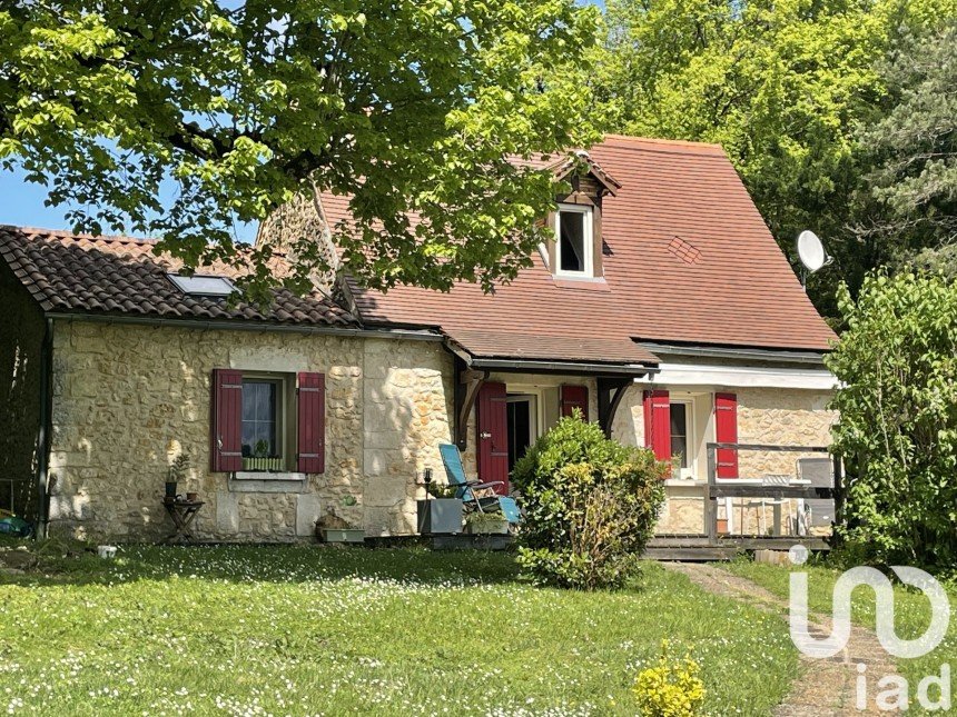 Maison traditionnelle 9 pièces de 156 m² à Bergerac (24100)