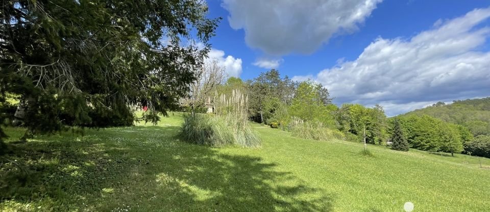 Traditional house 9 rooms of 156 m² in Bergerac (24100)