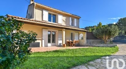 Maison 7 pièces de 180 m² à Auriol (13390)