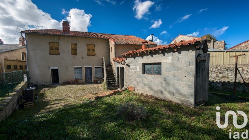 Village house 9 rooms of 212 m² in Lavoûte-sur-Loire (43800)