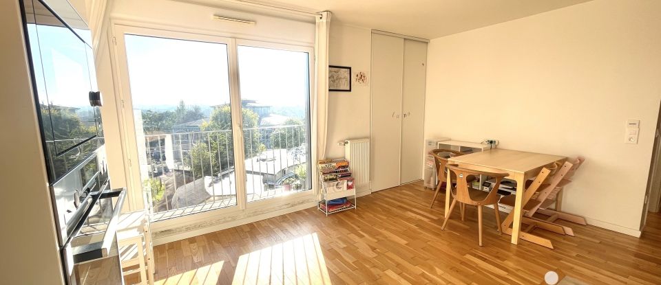 Appartement 3 pièces de 55 m² à Nogent-sur-Marne (94130)