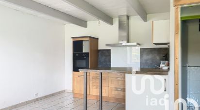 Maison de campagne 2 pièces de 52 m² à Le Vieux-Bourg (22800)