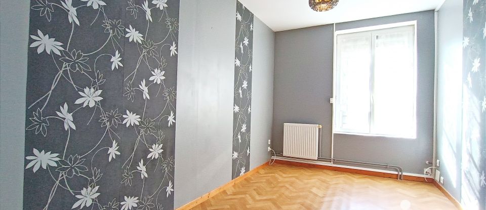 House 4 rooms of 115 m² in Auchel (62260)