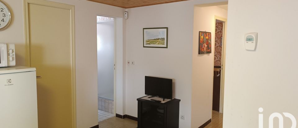 Maison 11 pièces de 201 m² à Lège-Cap-Ferret (33950)