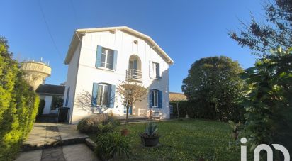 Maison 5 pièces de 125 m² à Aiguillon (47190)