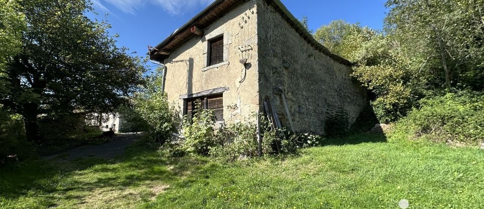 Barn conversion 3 rooms of 120 m² in Palladuc (63550)