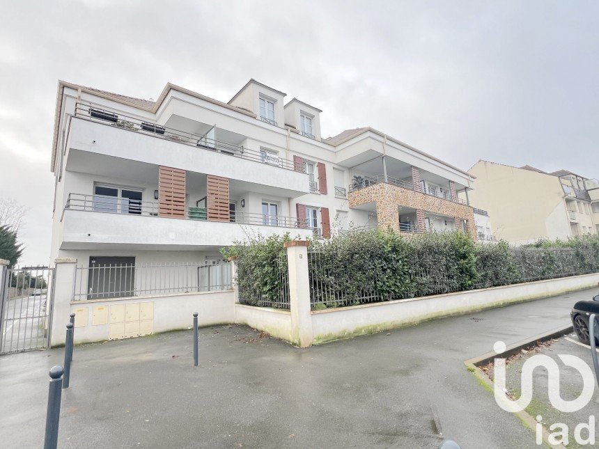 Apartment 4 rooms of 78 m² in Ozoir-la-Ferrière (77330)